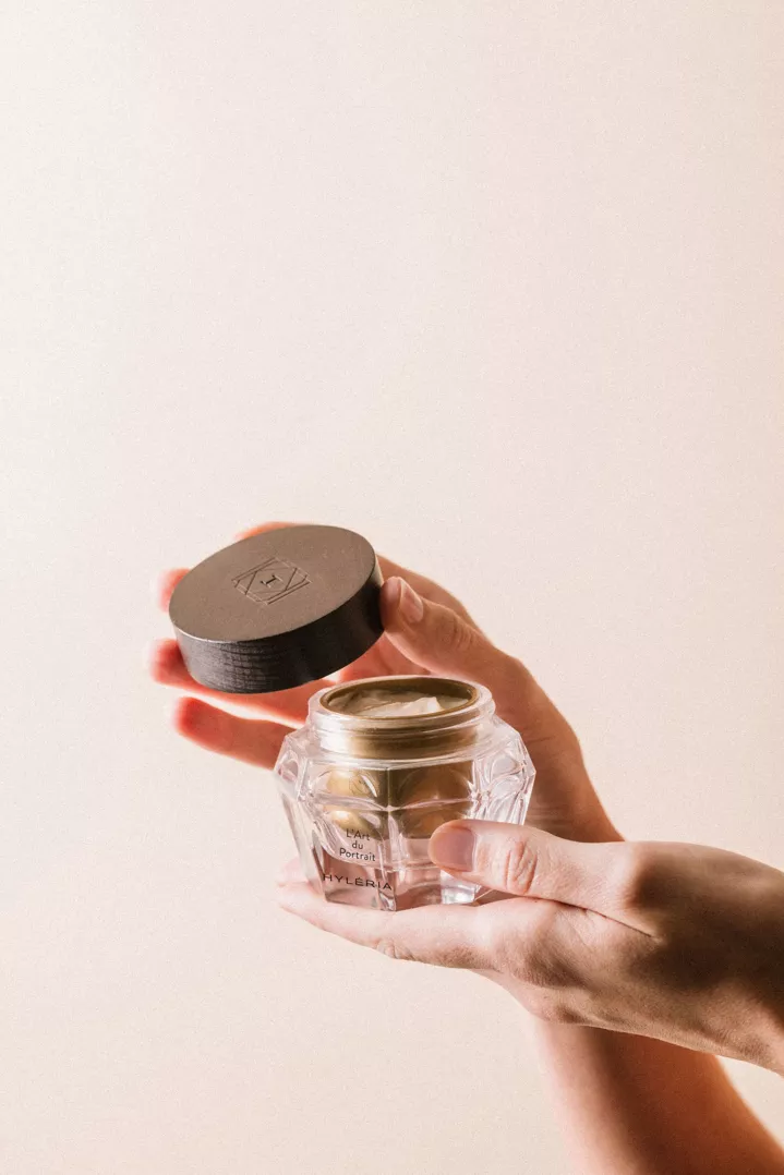 El Arte del Retrato - Crema Facial de Hidratación Intensa 4 El Arte del Retrato - Crema Facial de Hidratación Intensa - Imagen 4